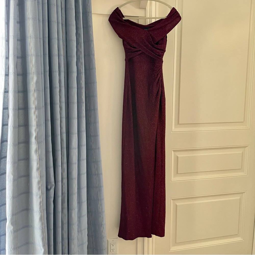 Windsor Off the Shoulder Glitter Formal Dress